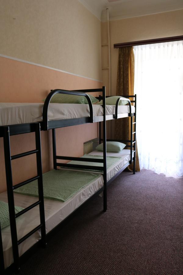 Enjoy Hostel Kyiv Dış mekan fotoğraf